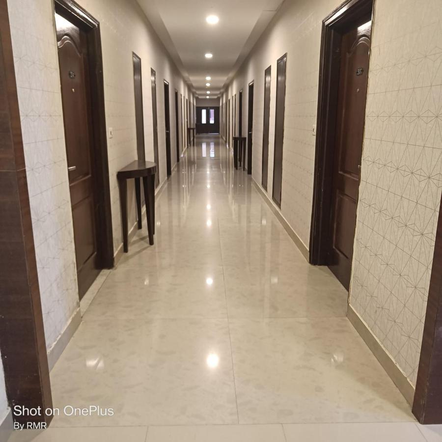 Astra Hotels & Suites Whitefield Near To Nallurahalli Metro Station And Ktpo Bangalore Exterior foto